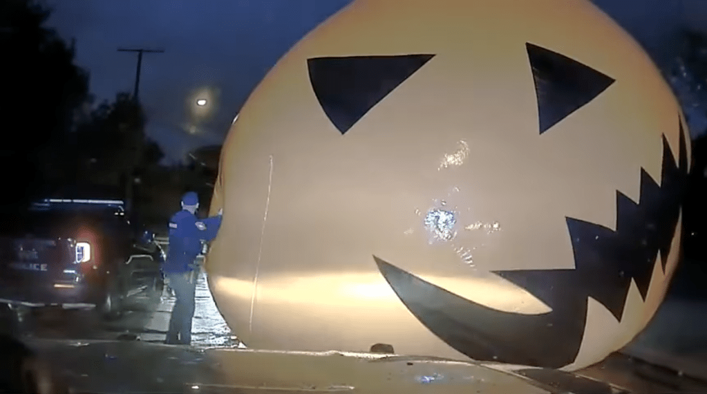 Runaway Very-Giant Pumpkin Nearly Overwhelms Ohio Police